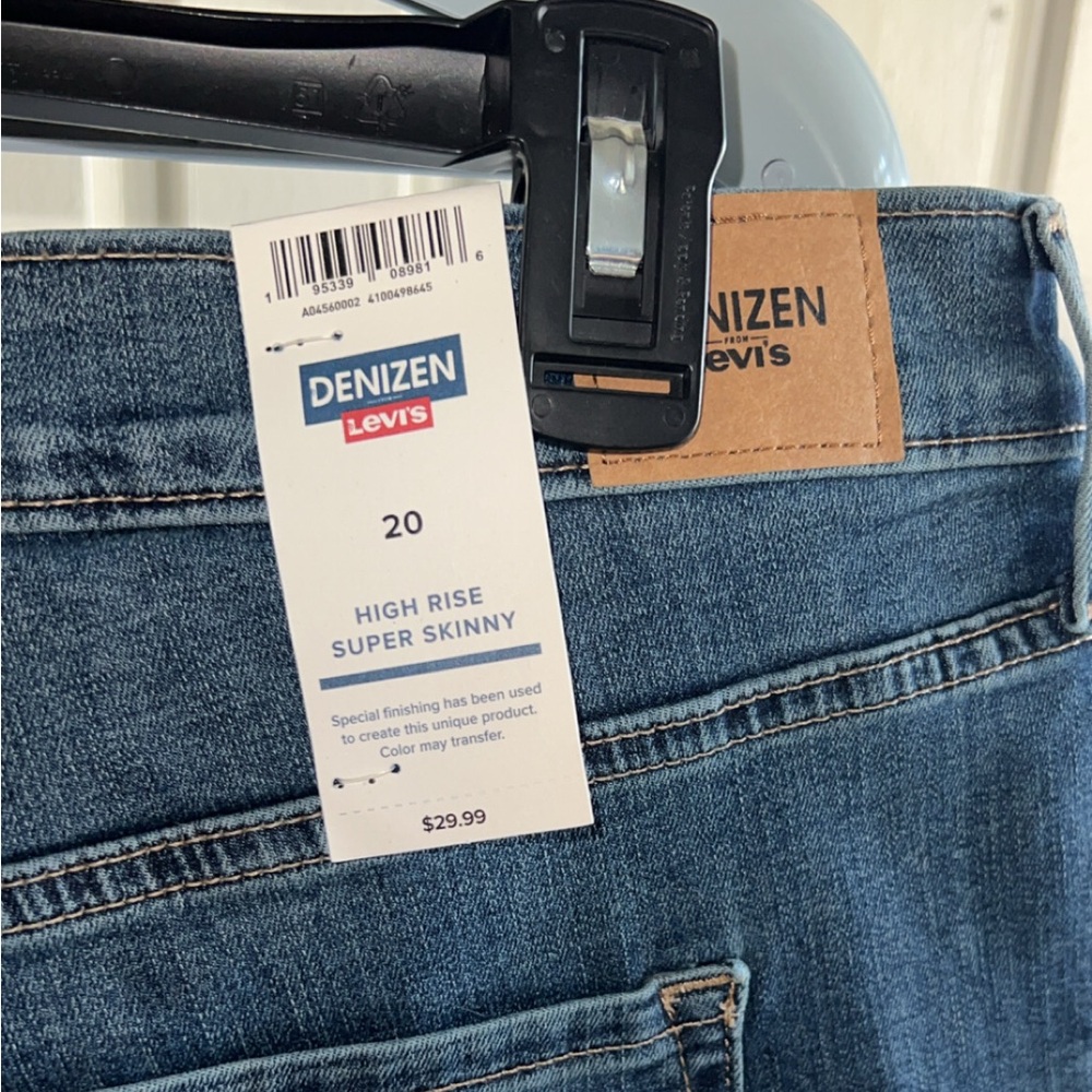 Levi’s - Women's High Rise Super Skinny Jeans - Blue - Picture 5 of 8